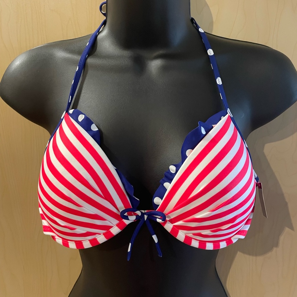 NWT Women’s Victoria’s Secret Americana Bikini Top (Size 34B)